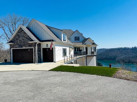 160 Shayna Ct Smithville TN 37166