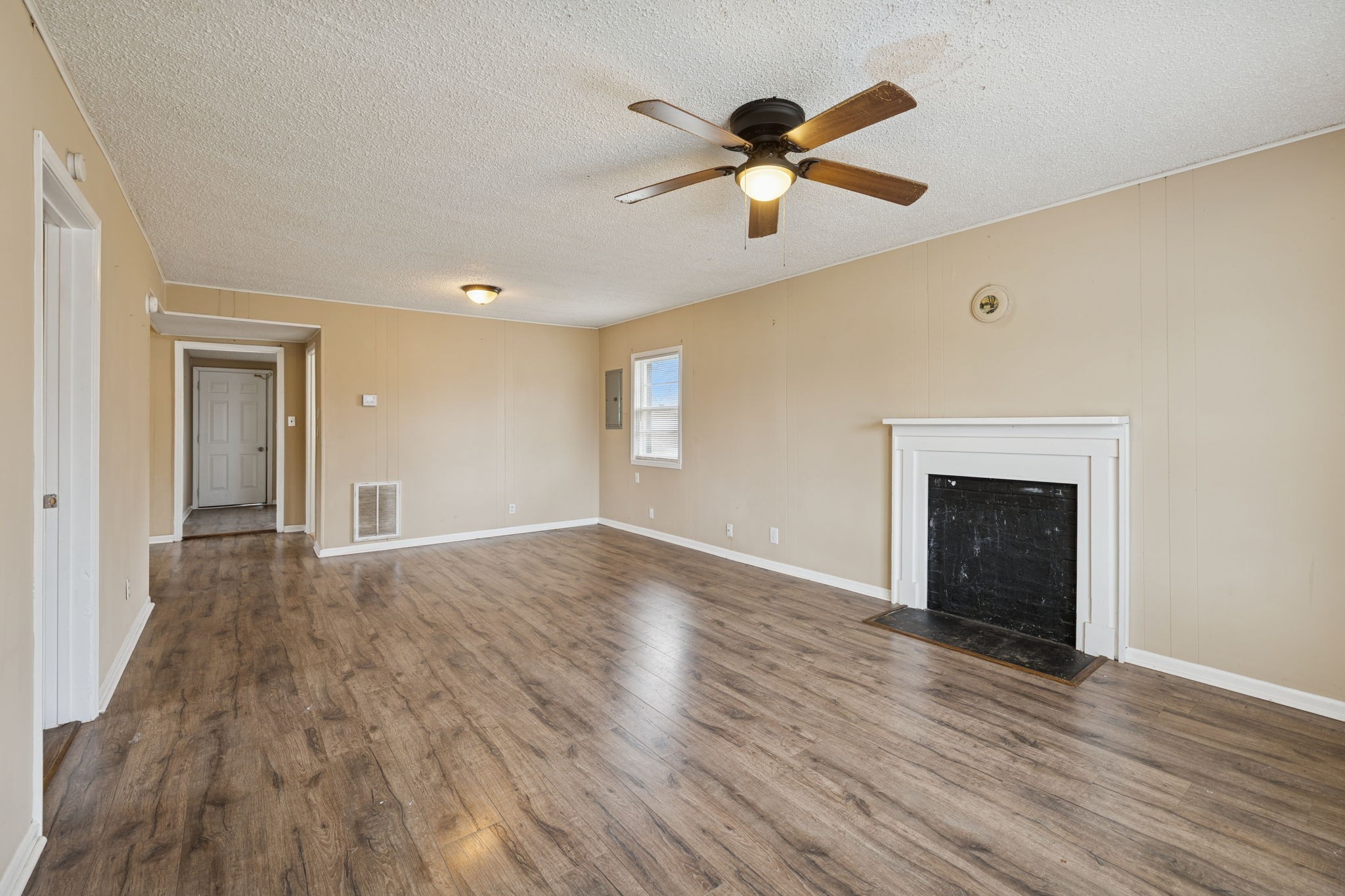 1323 Pleasant Grove Rd