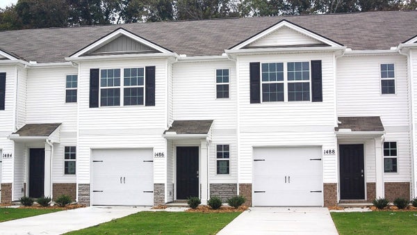 1327 CHURCHILL LN, LEWISBURG, TN 37091 - Image c10ba396c626dcbd97e9ef96abac1e6c/4141237251