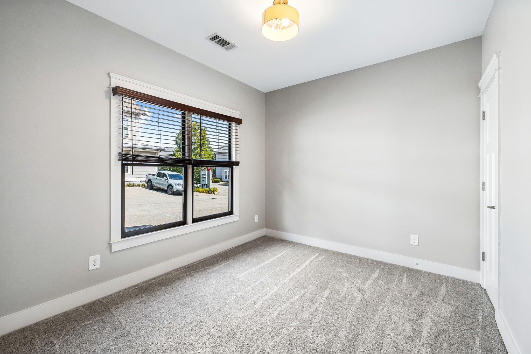 143 Gale Park Ln