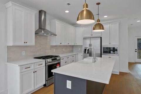 Photo of 5701A Maudina Ave, Nashville, TN 37209 (MLS # 3134463)