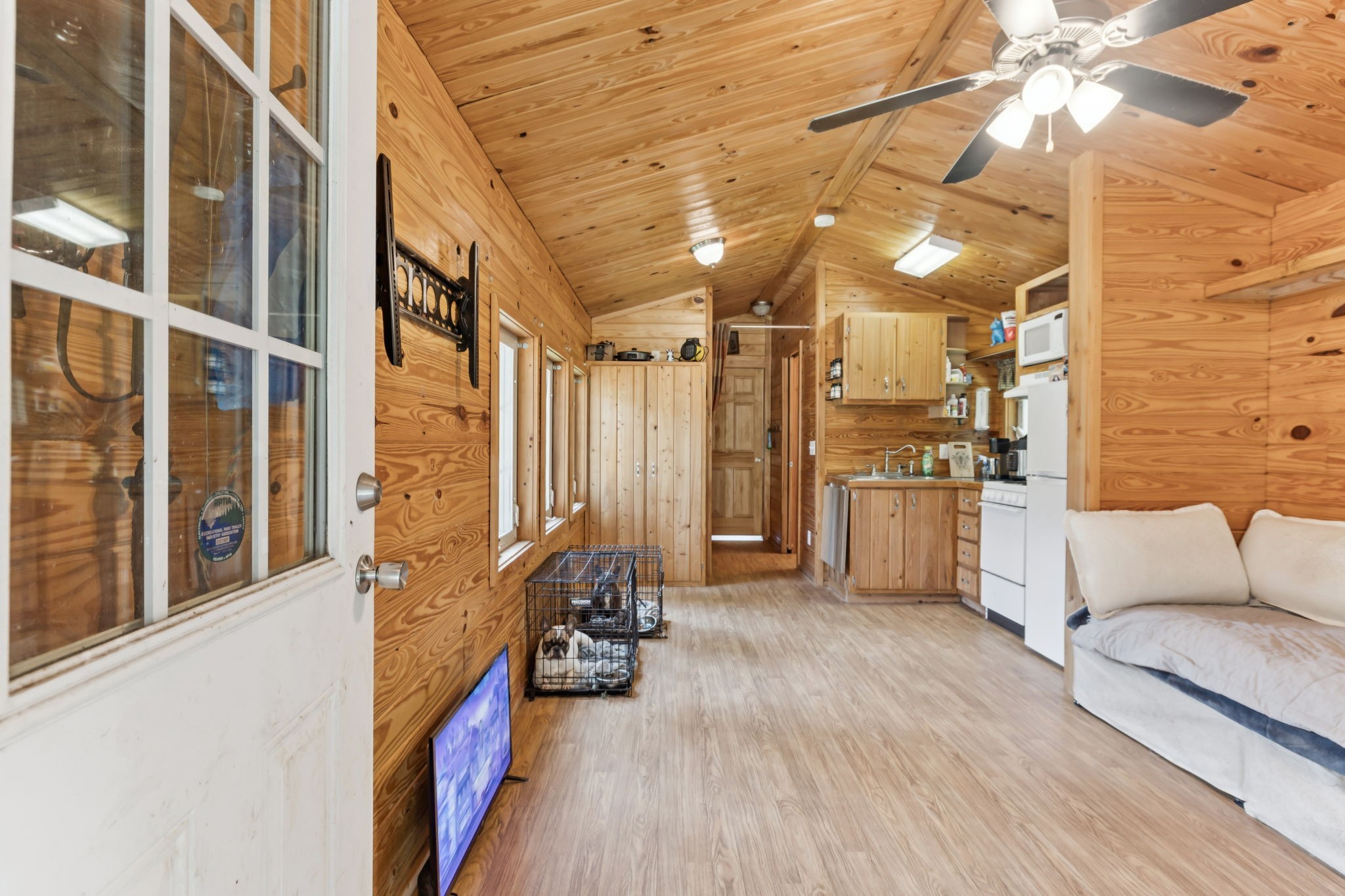 160 Pleasant View Ridge Rd
