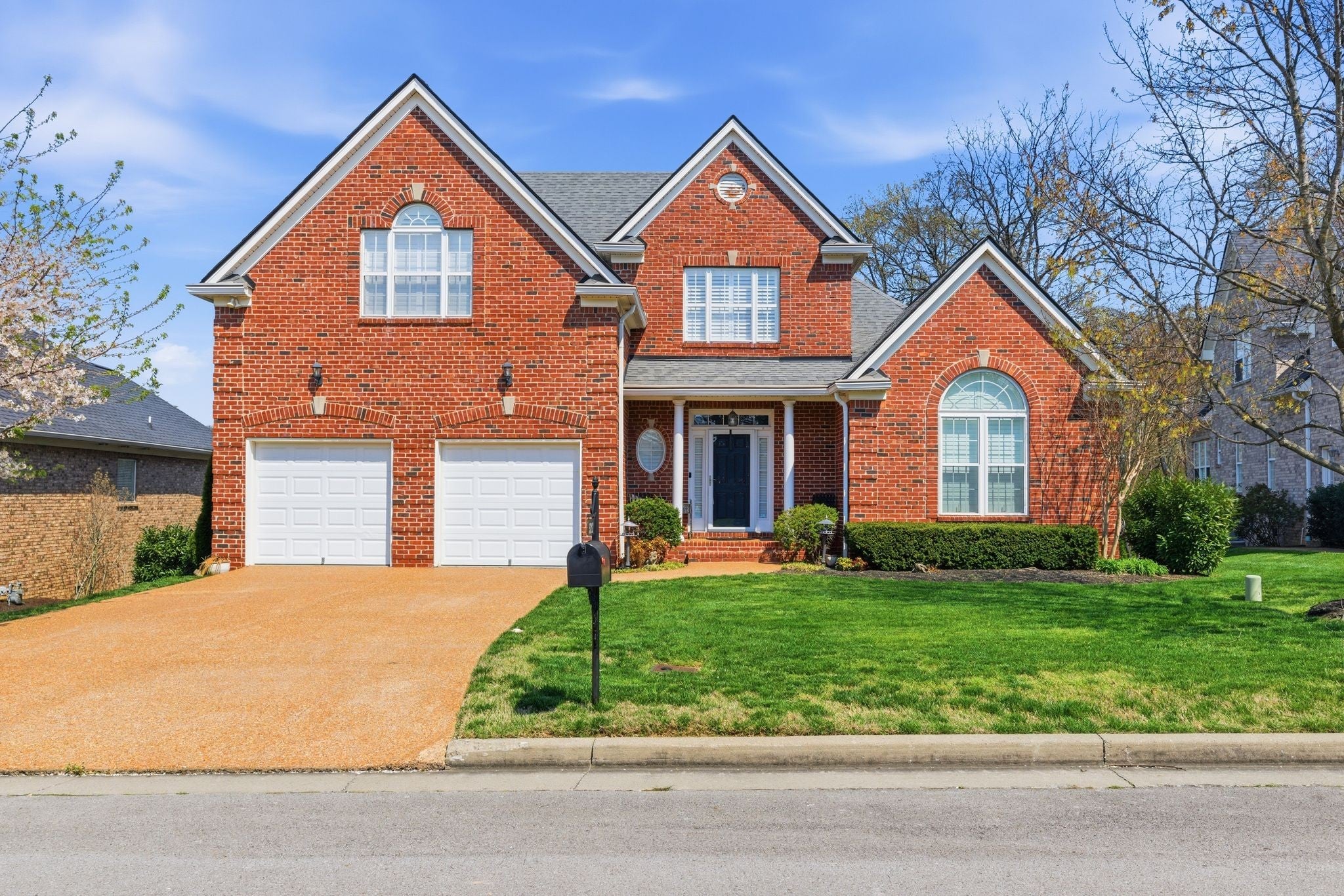 3-bed home at 5212 Ravens Glen Nashville, Belle-Meade, sold July 17, 2026