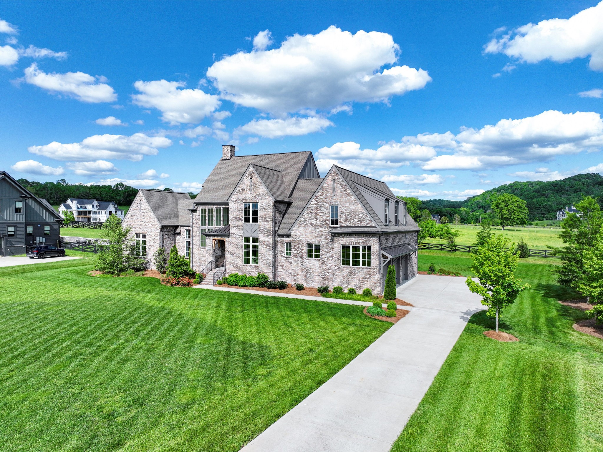 5000 Gates Mill Rdg