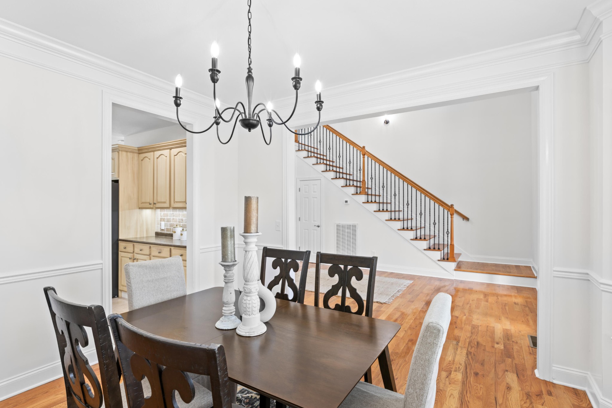 8746 Streamside Drive
