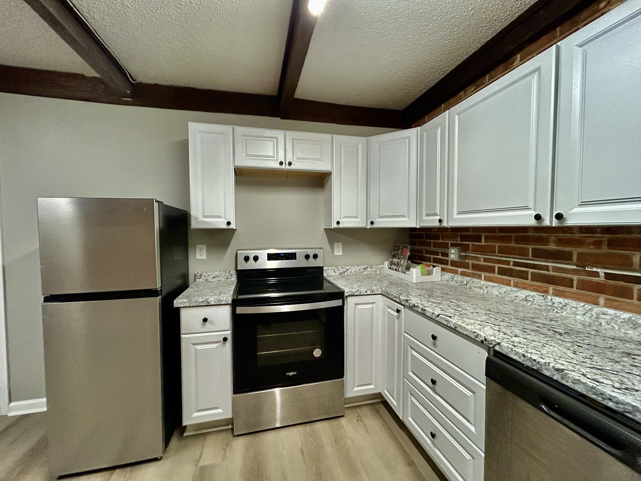 2050 Lewisburg Hwy C