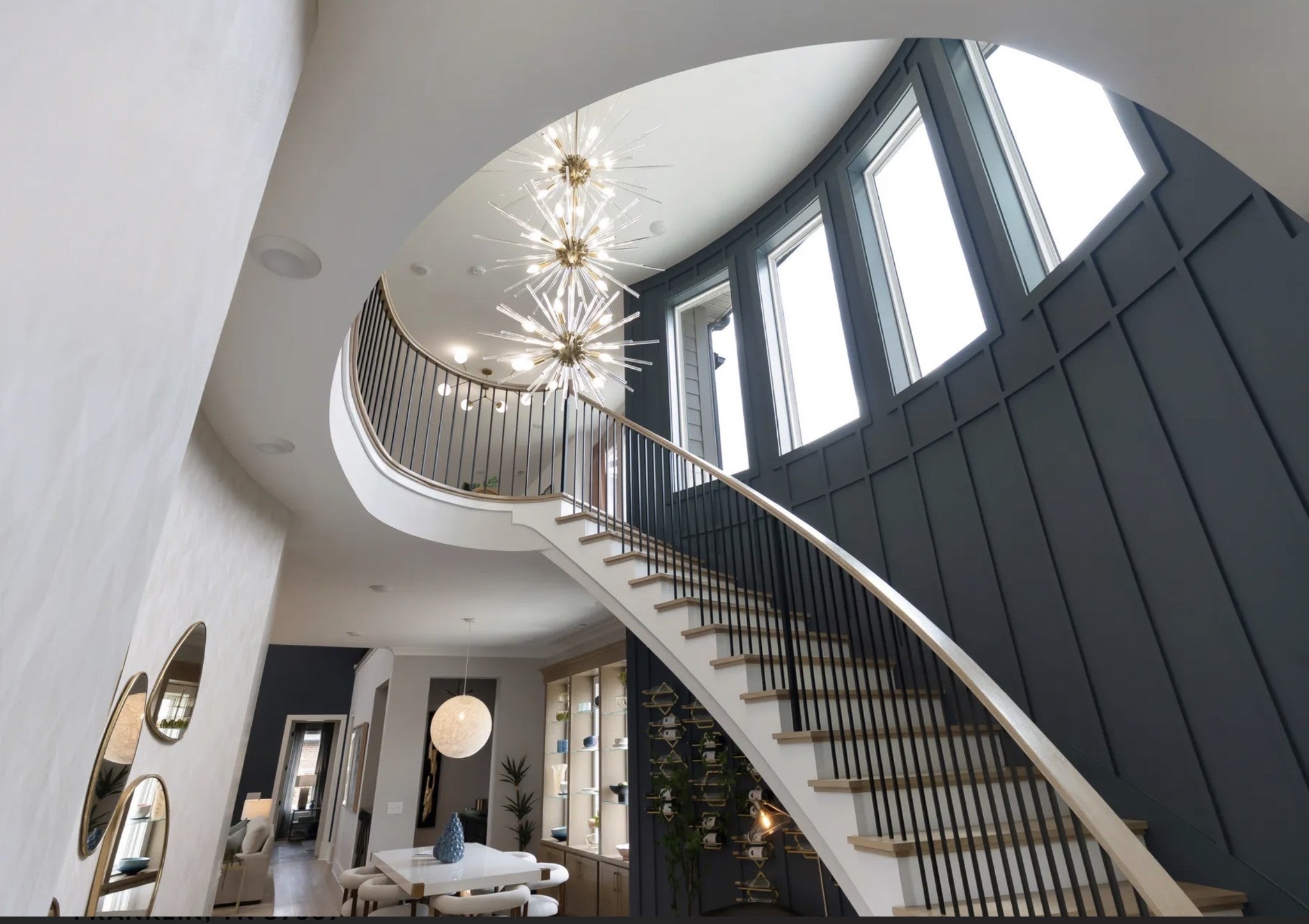 814 Saint Clair Ave