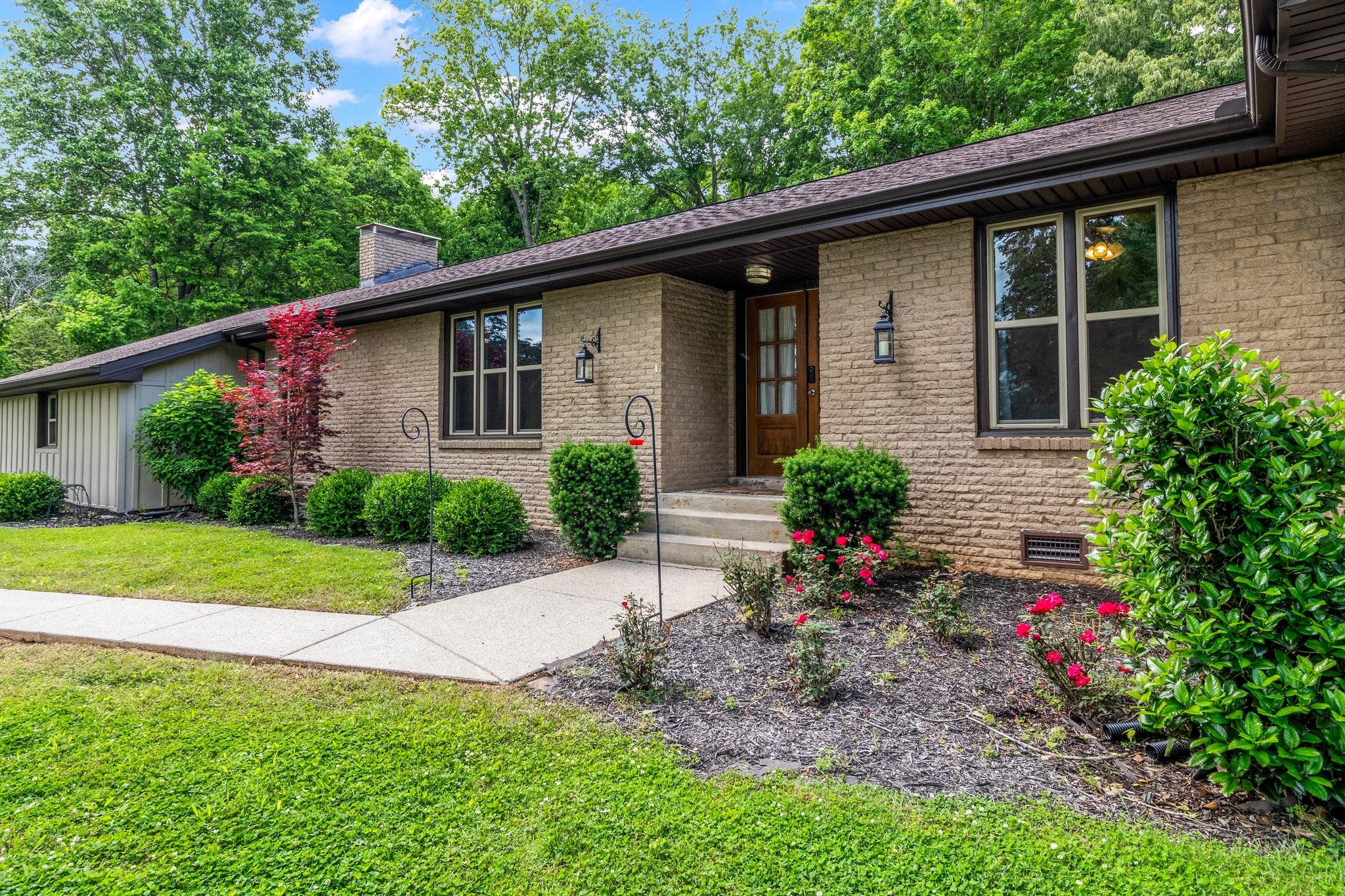 918 Lucy Ln
