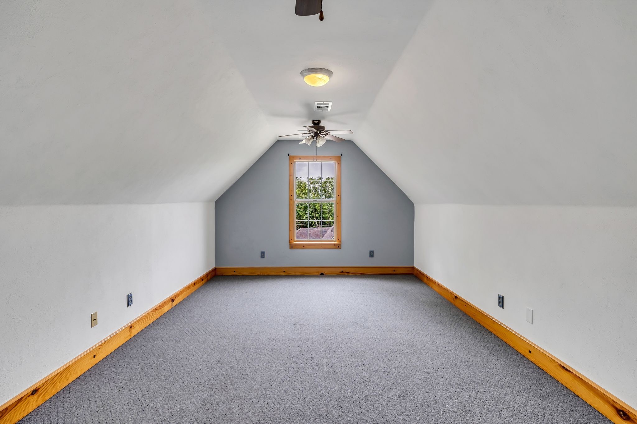 1510 Walnut Hills Dr