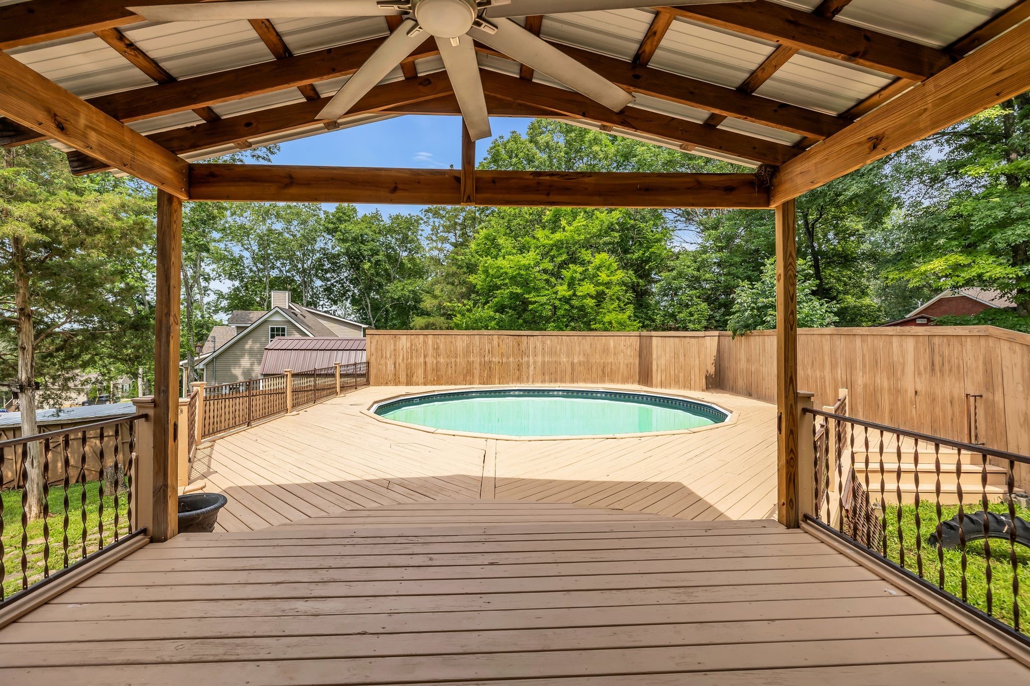 1510 Walnut Hills Dr