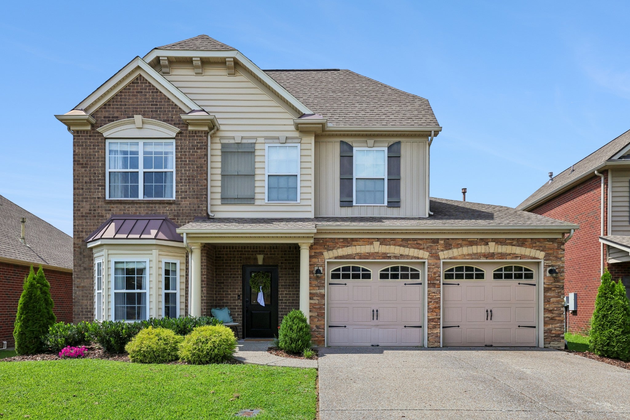 257 Meandering Dr