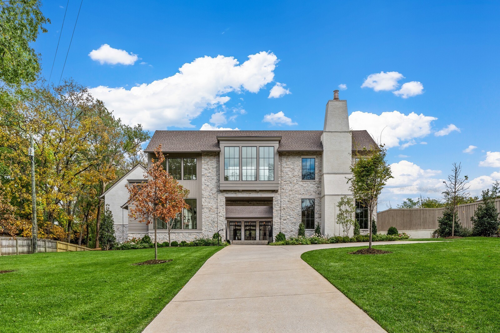 4128 Wallace Ln