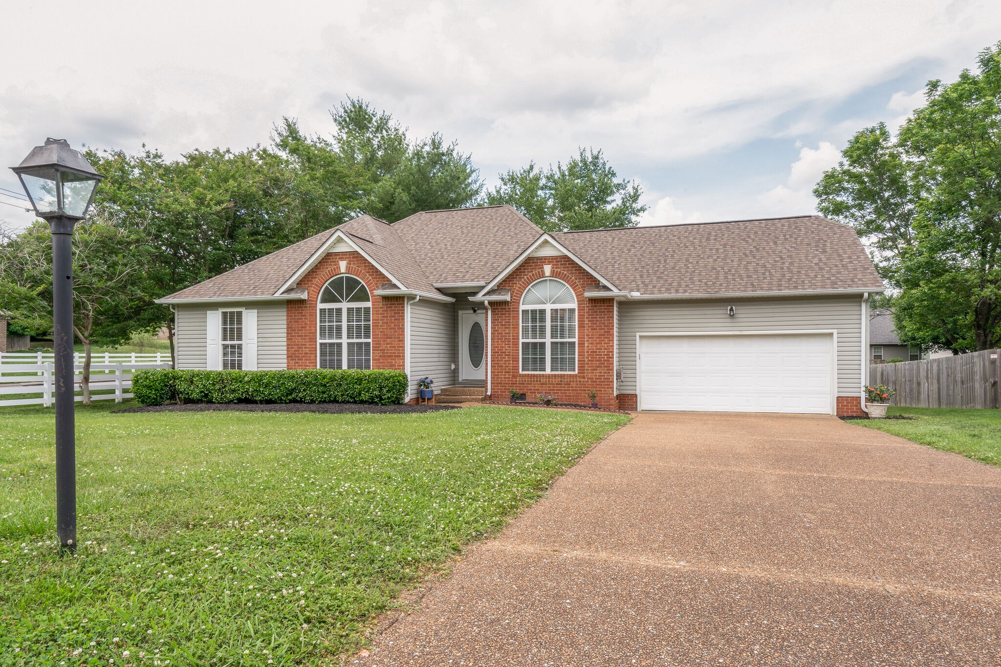 Photo 1 of 29 — 1800 Devon Dr, Spring Hill, TN 37174