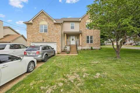 2117 Strombury Dr Hermitage TN 37076