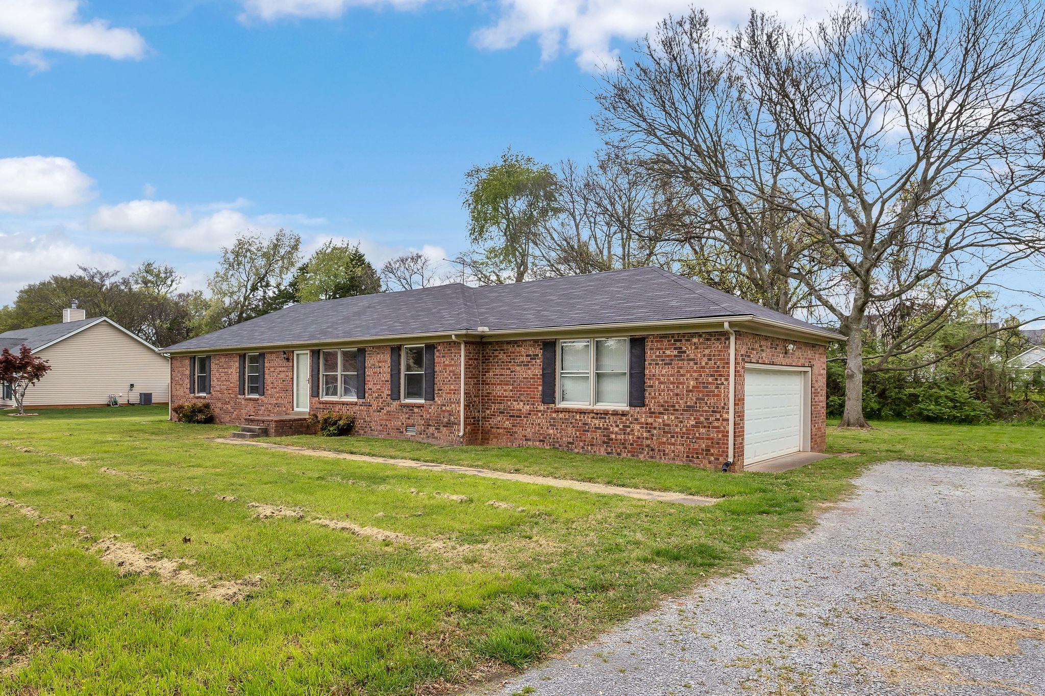 Middle Tennessee Properties 1 304 Highfeild Dr