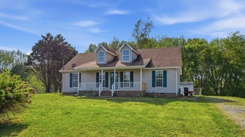 19 Ash Grove Rd Fayetteville TN 37334