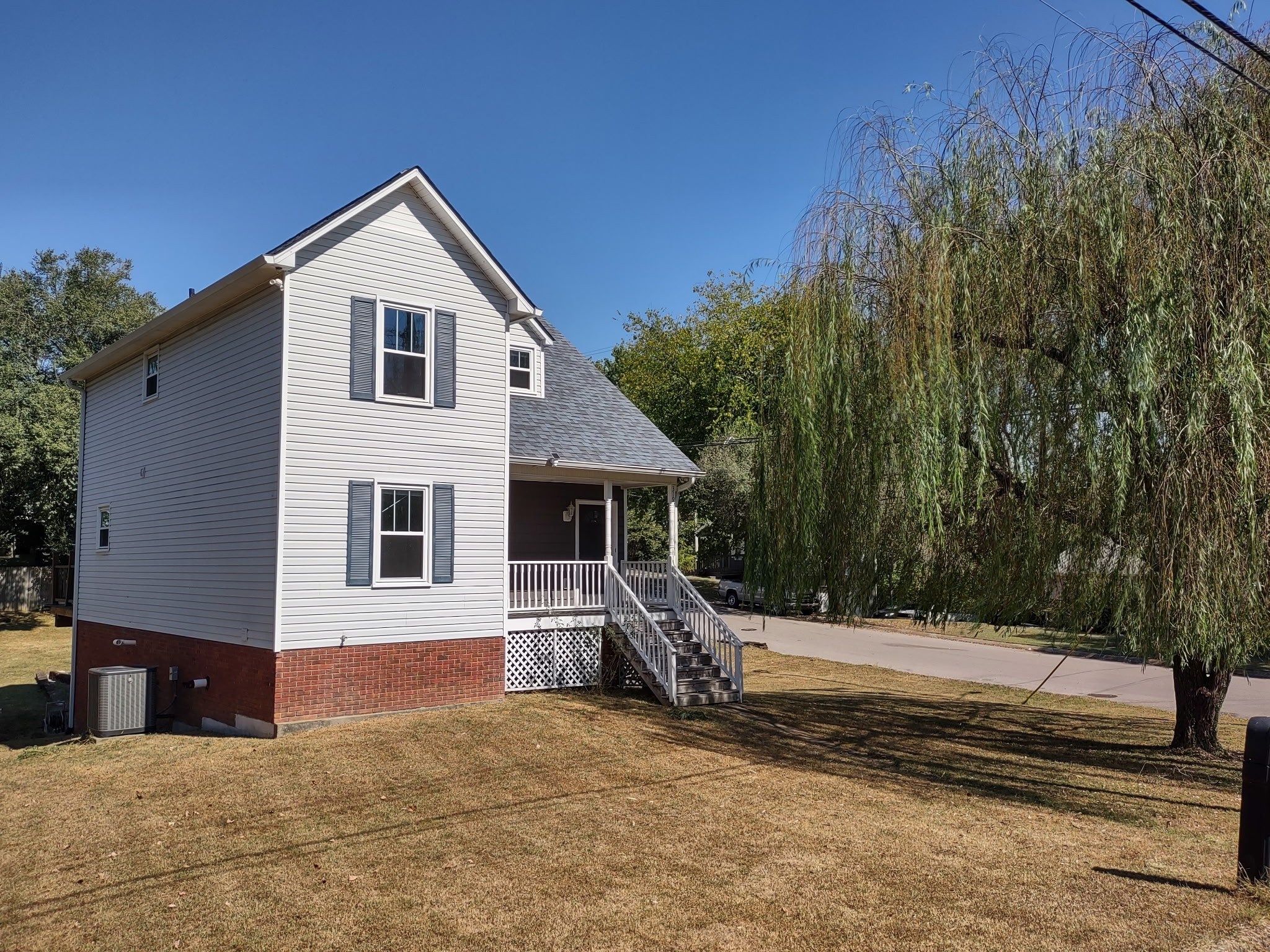 319 7th Ave