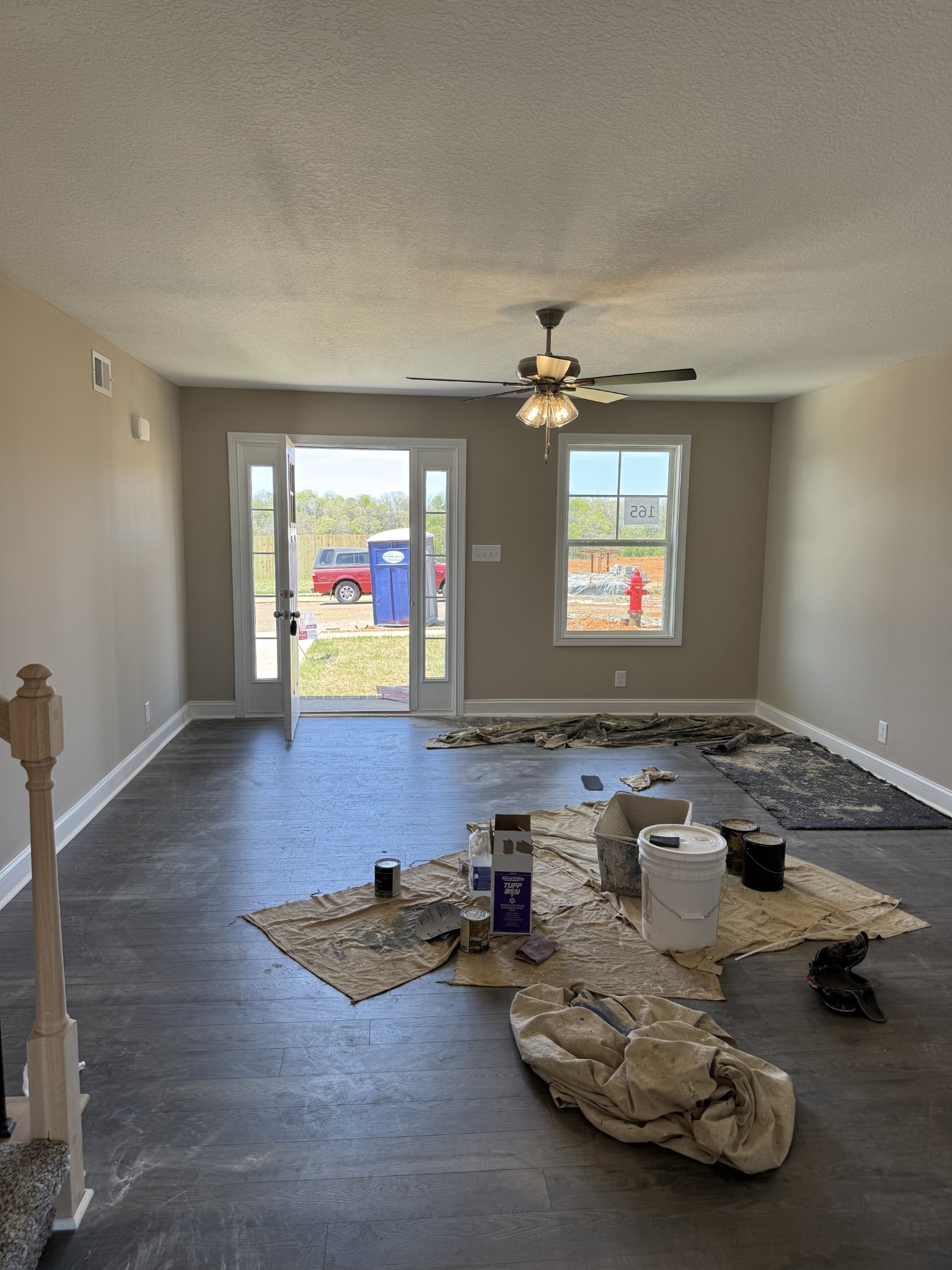 Clarksville, Tennessee 37040, United States, 5 Bedrooms Bedrooms, ,3 BathroomsBathrooms,Residential,Active,27998