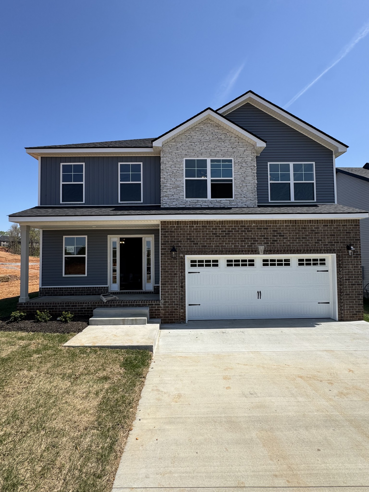 Clarksville, Tennessee 37040, United States, 5 Bedrooms Bedrooms, ,3 BathroomsBathrooms,Residential,Active,27998