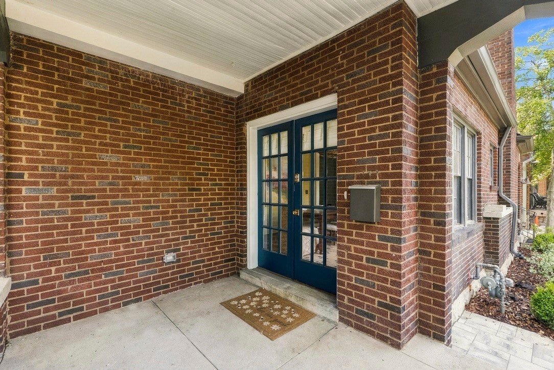 1405 Clayton Ave