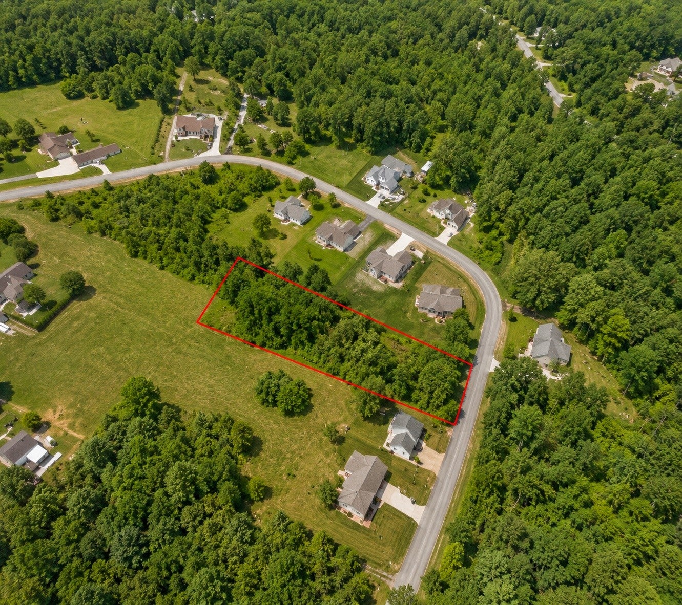 128 Twin Oaks Dr