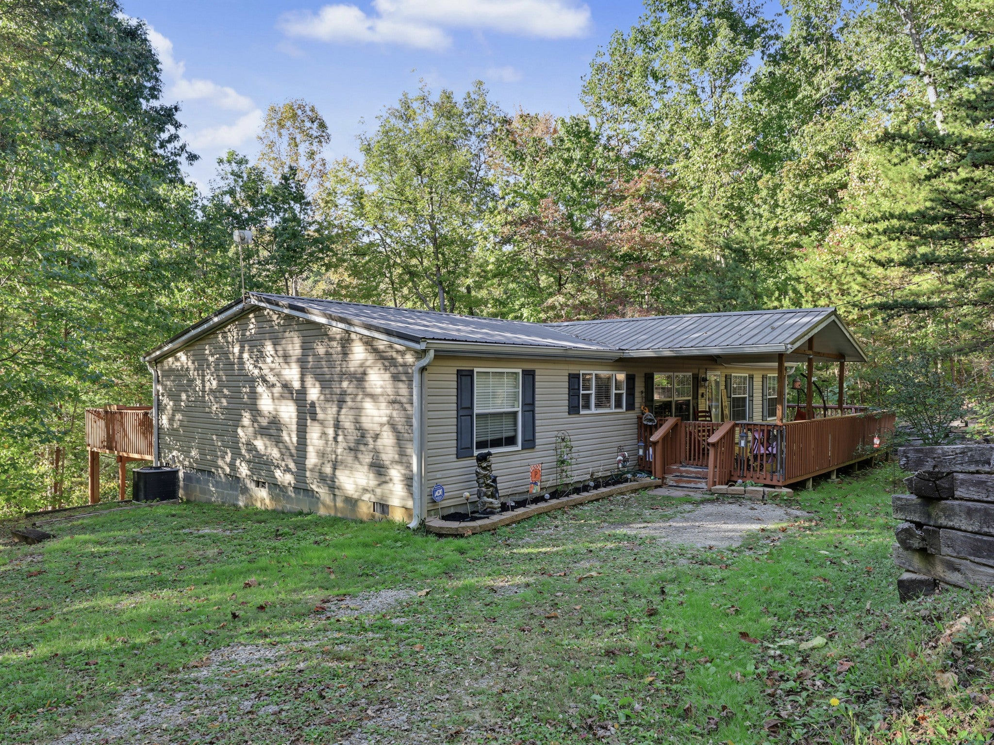 1419 Black Oak Dr