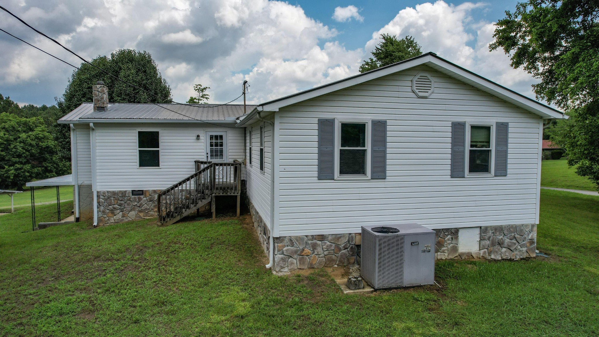 428 Caldwell Road SE