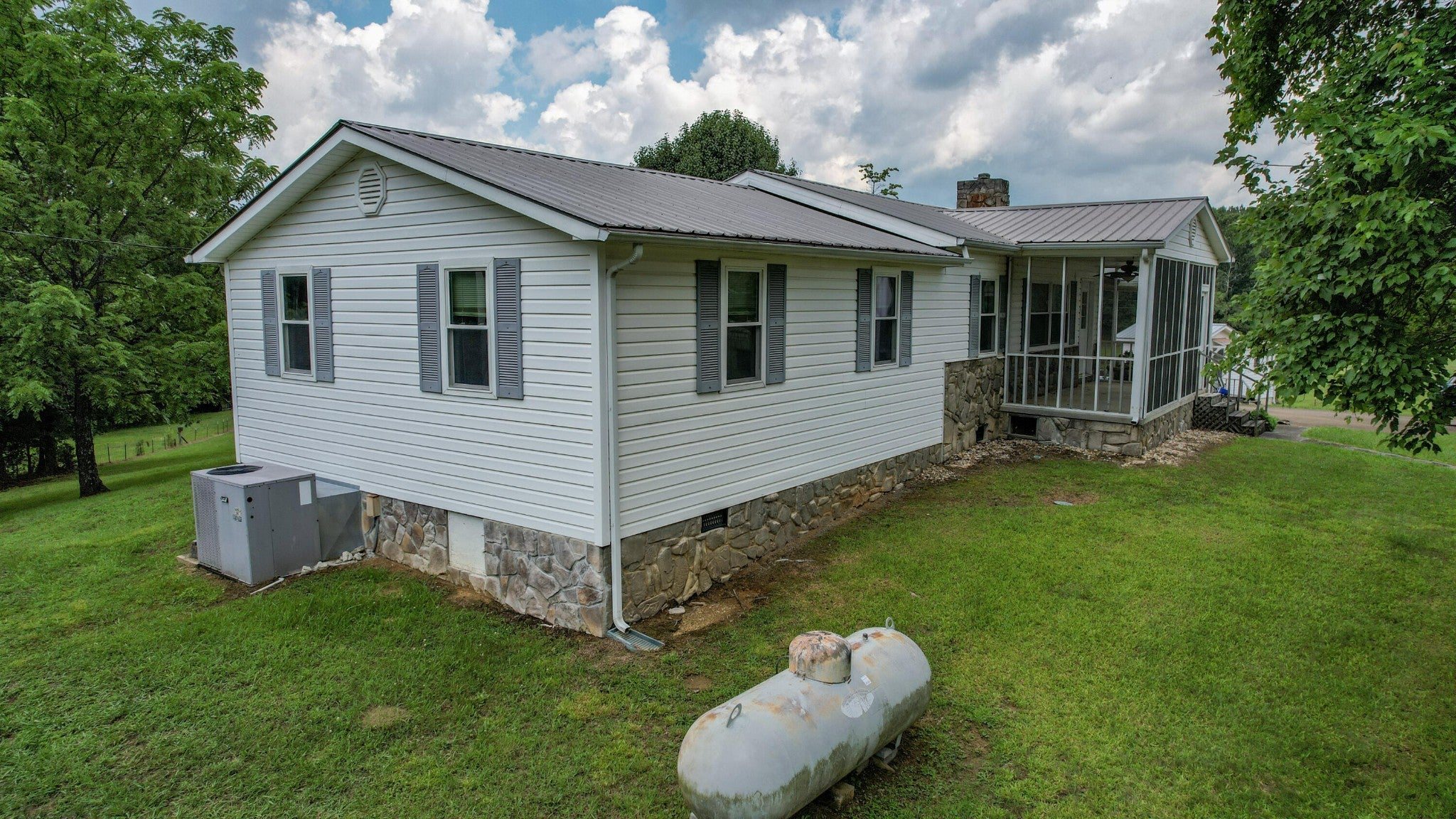 428 Caldwell Road SE