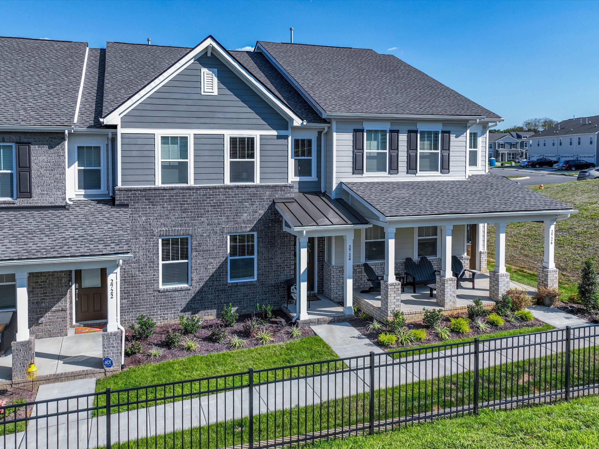 View Columbia, TN 38401 townhome