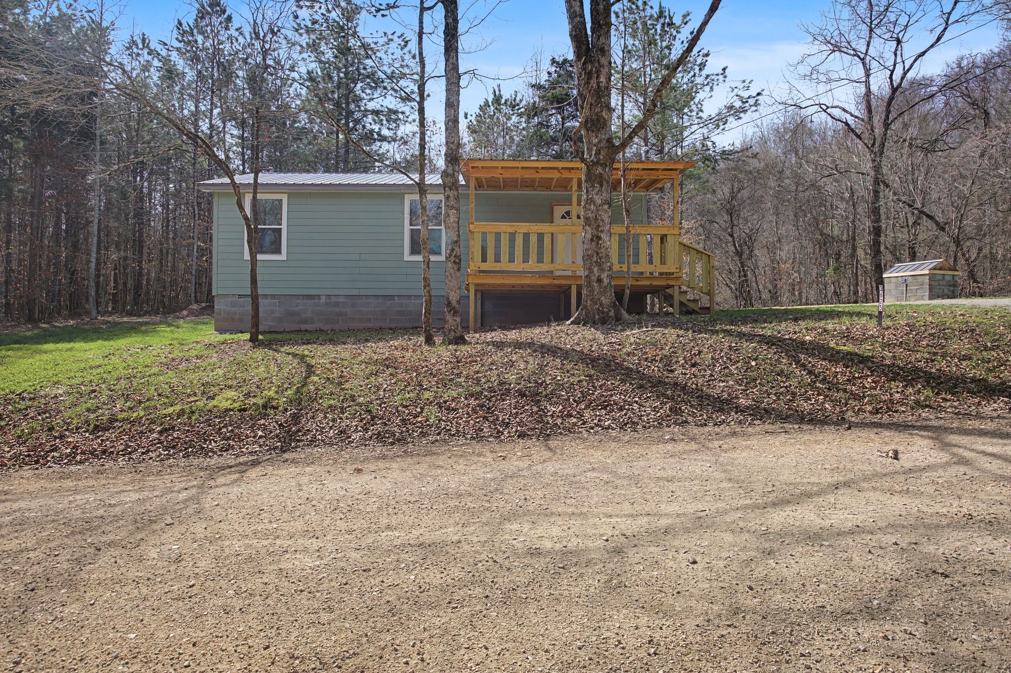 3625 Tumbling Creek Rd