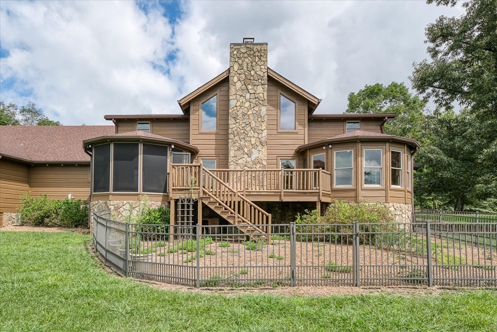2442 Long Branch Rd