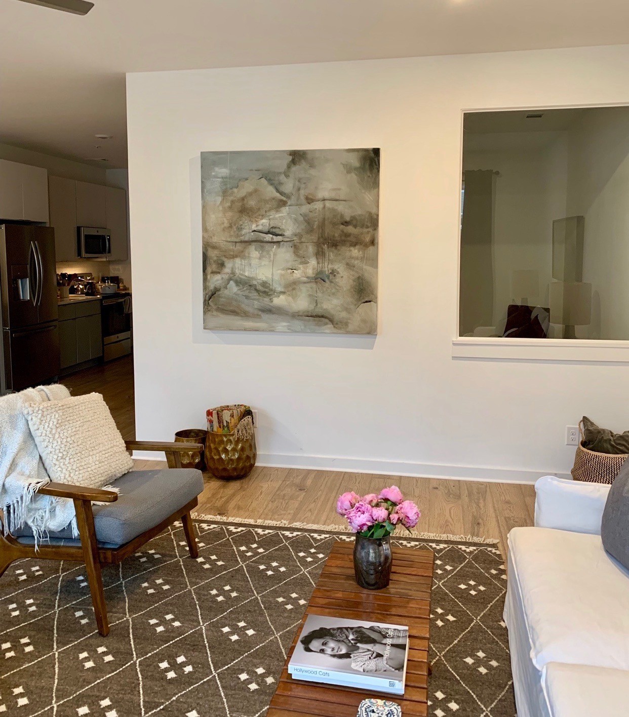 1402 Pillow St 203