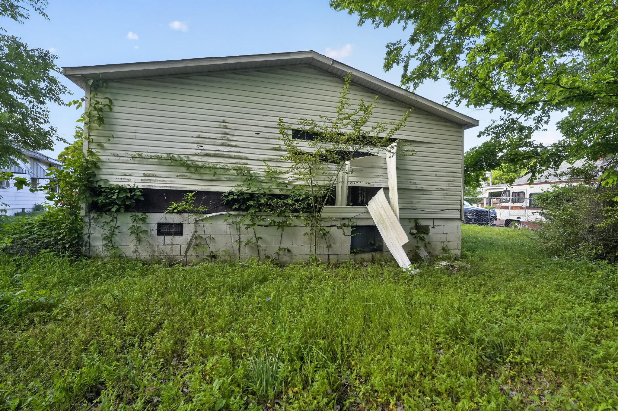 714 Edith AVE