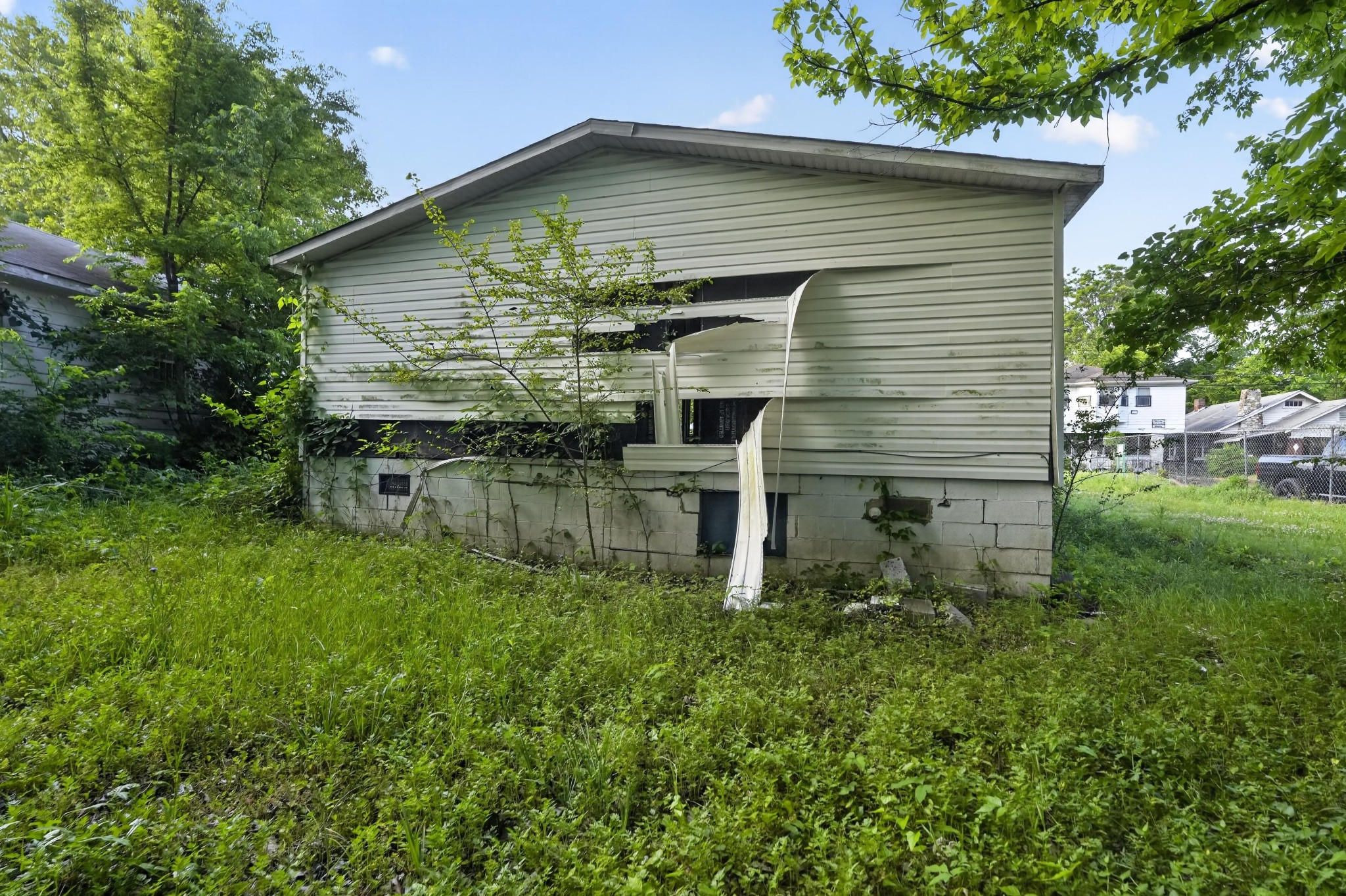 714 Edith AVE