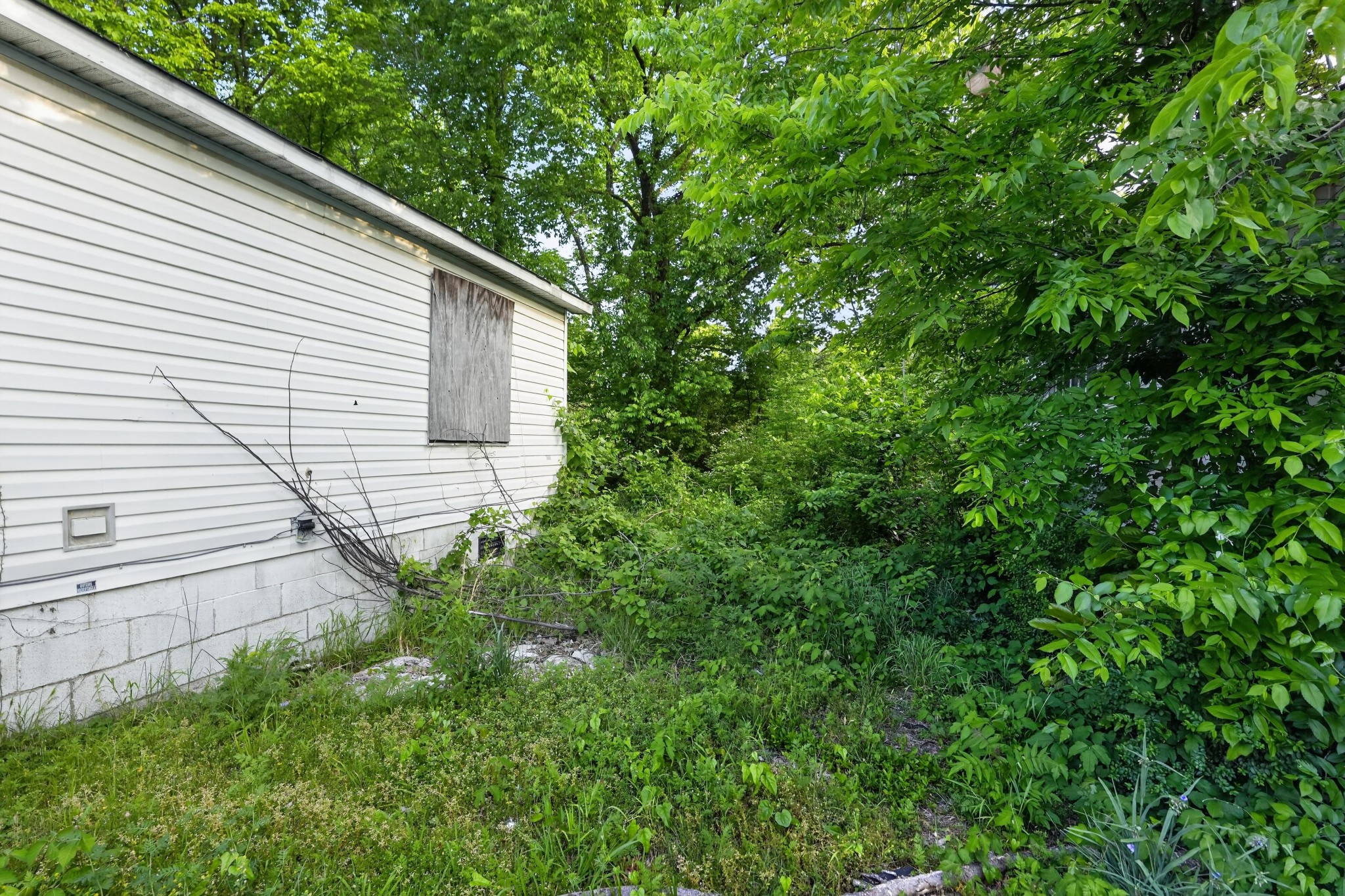 714 Edith AVE