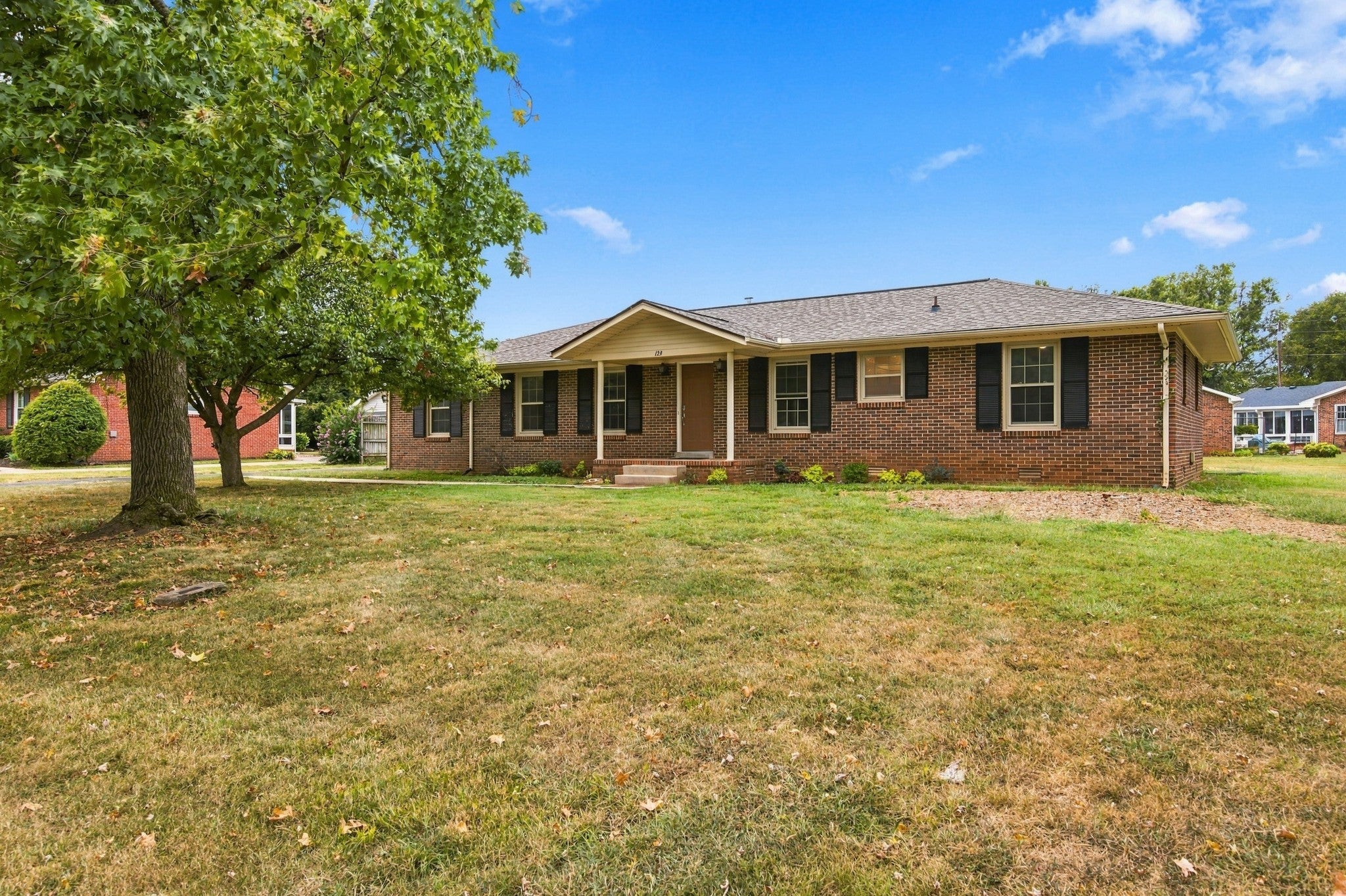 123 McFarlin Rd