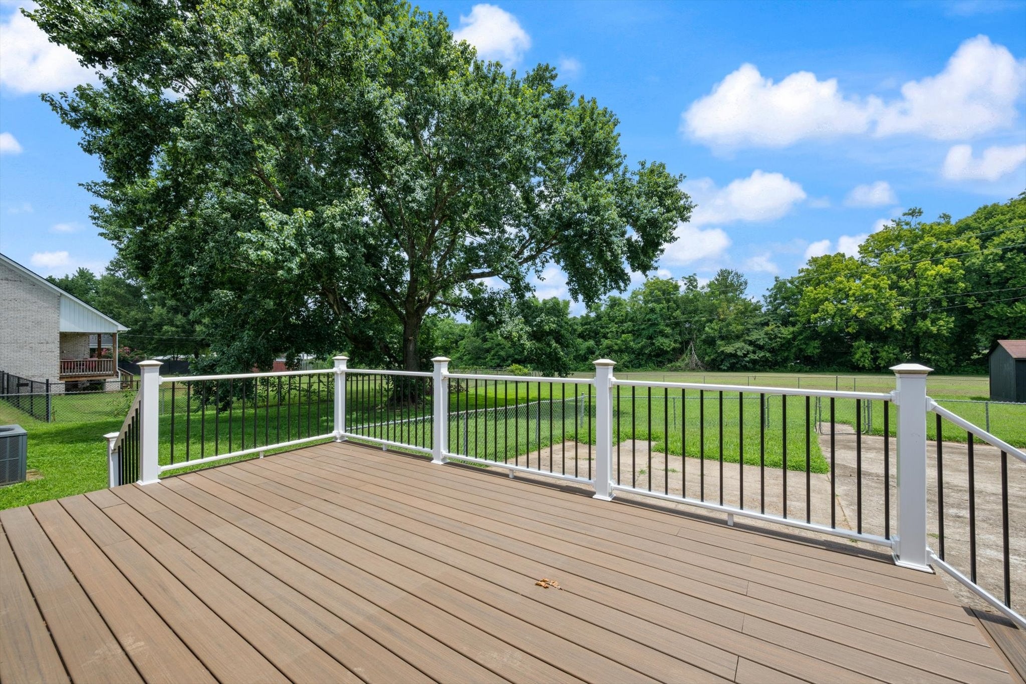 704 Redwood Cir