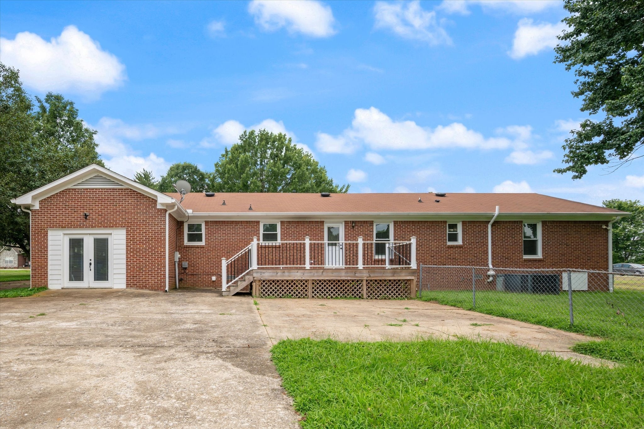 704 Redwood Cir