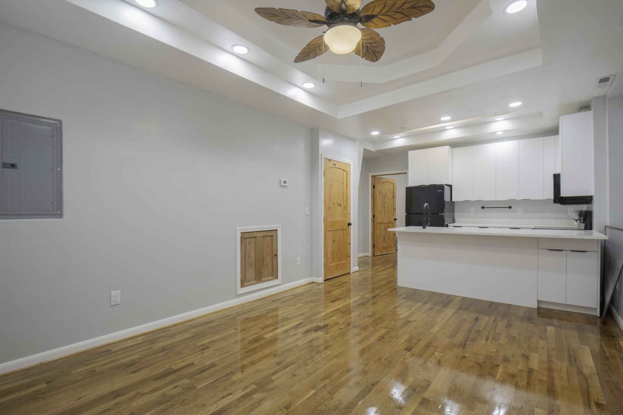 802 Central Avenue 3