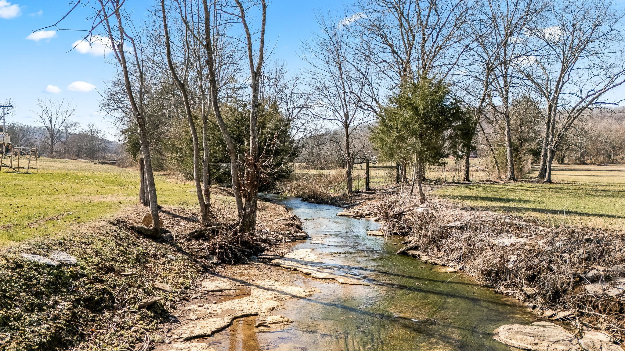 555 Old Woodbury Pike