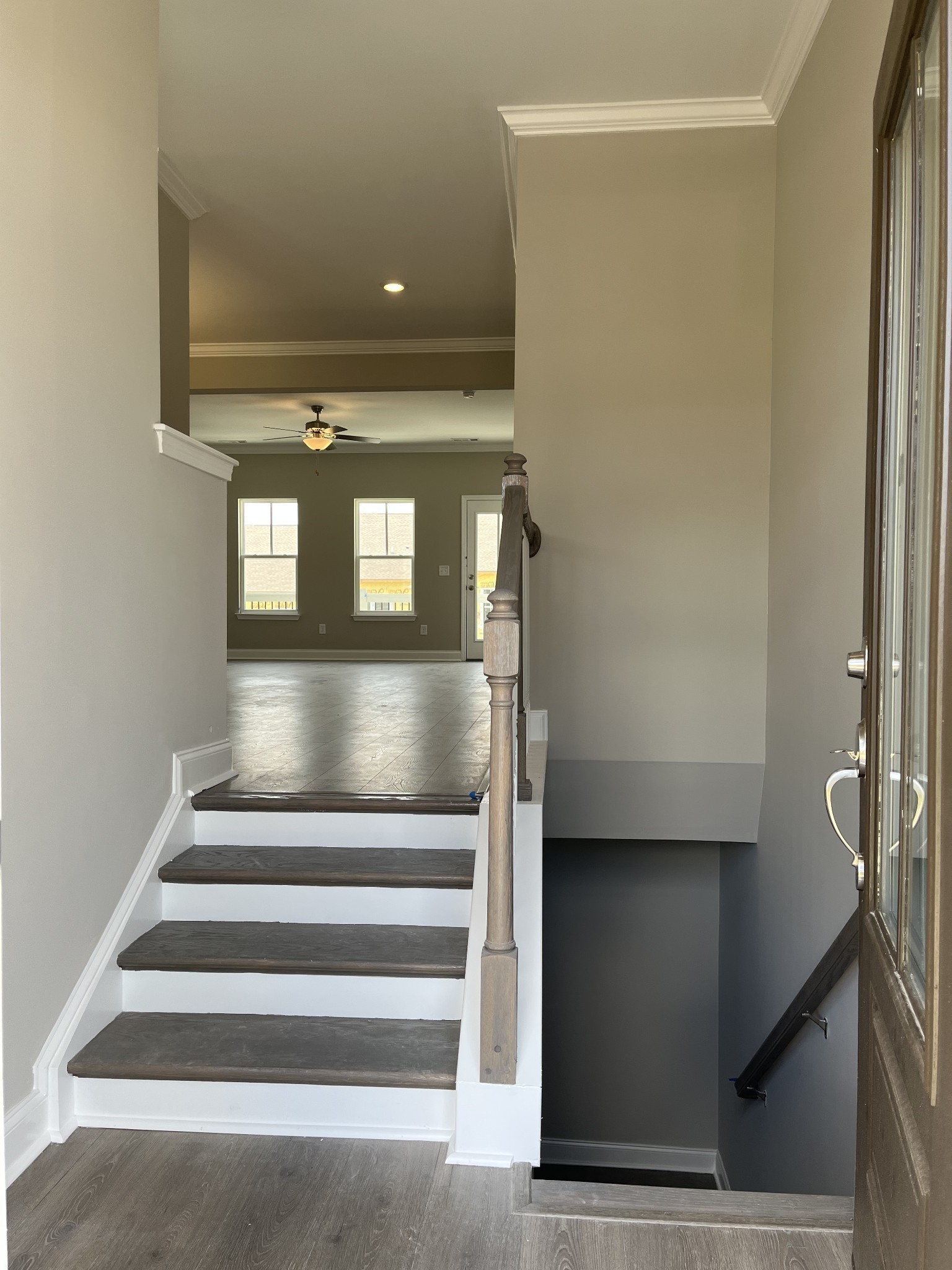 254 Savoy Loop