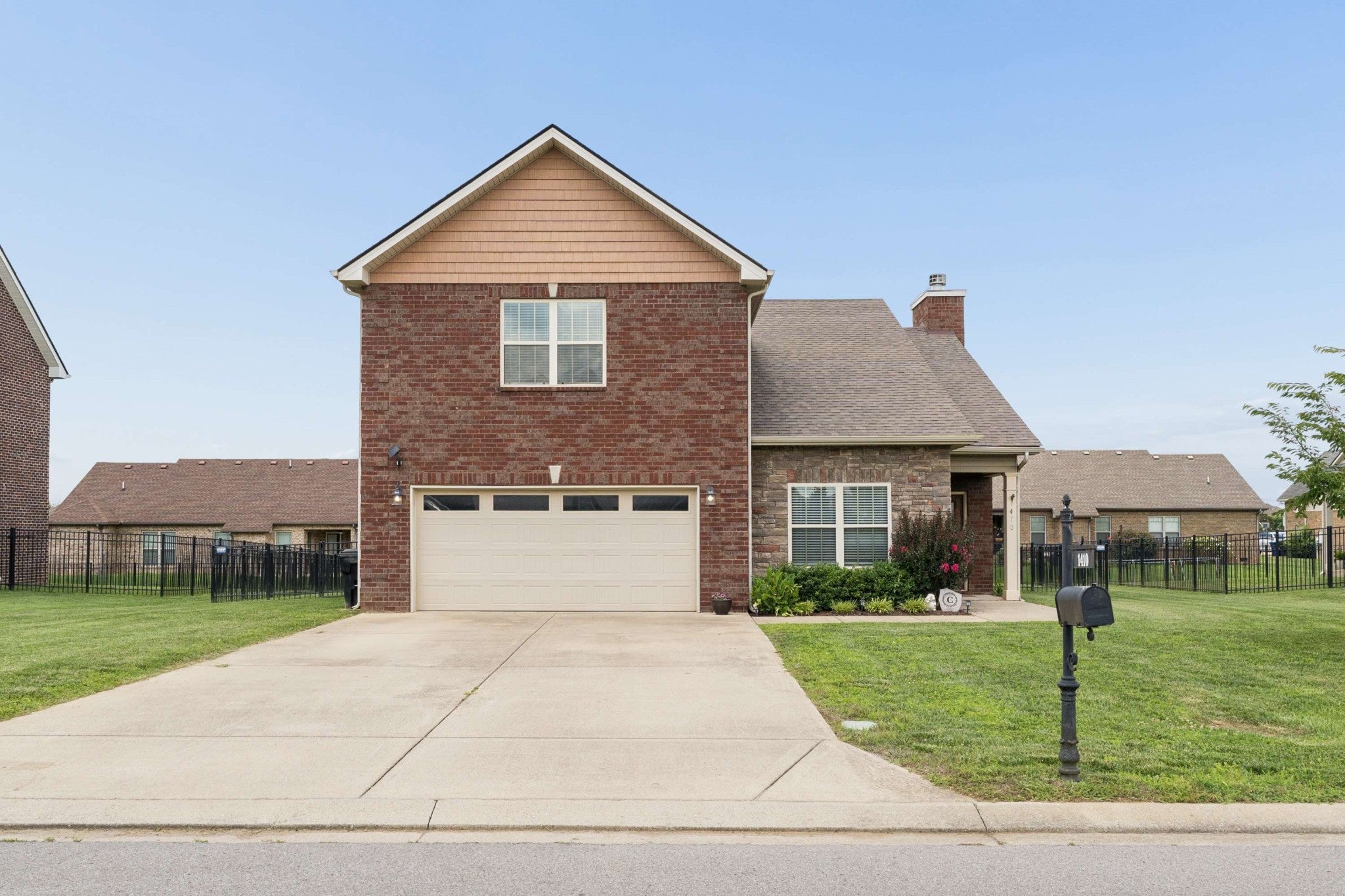 1410 Alamo Ave