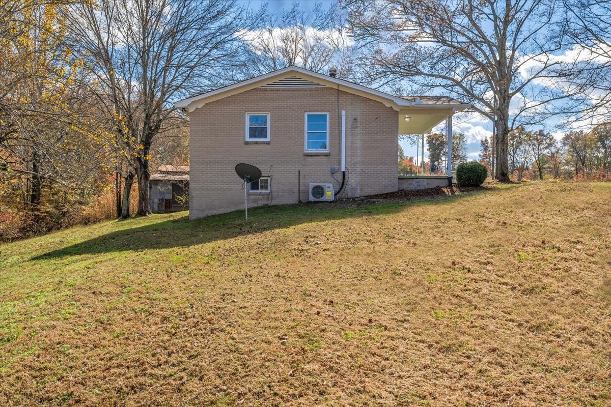 390 Junus Jackson Hollow Rd