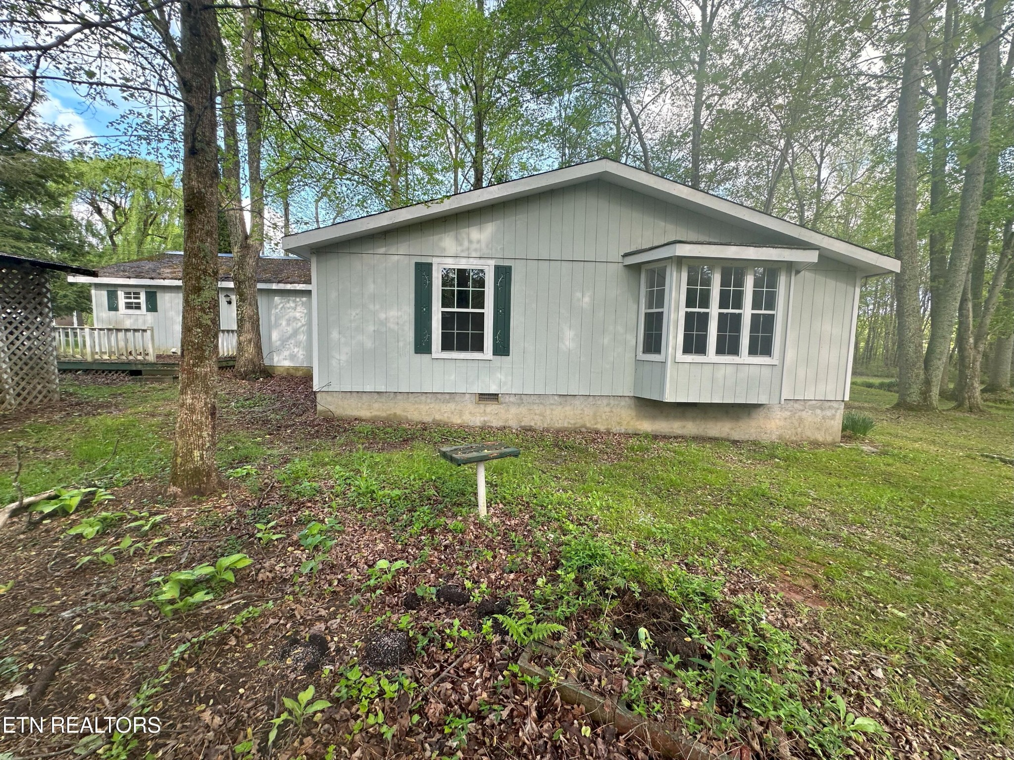 1028 Kennedy Rd