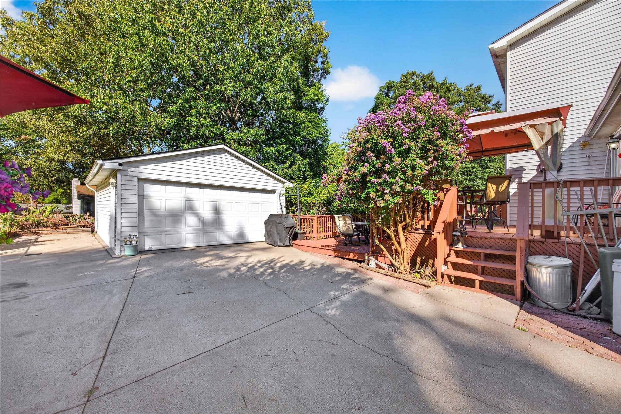 1110 Rosebrook Dr