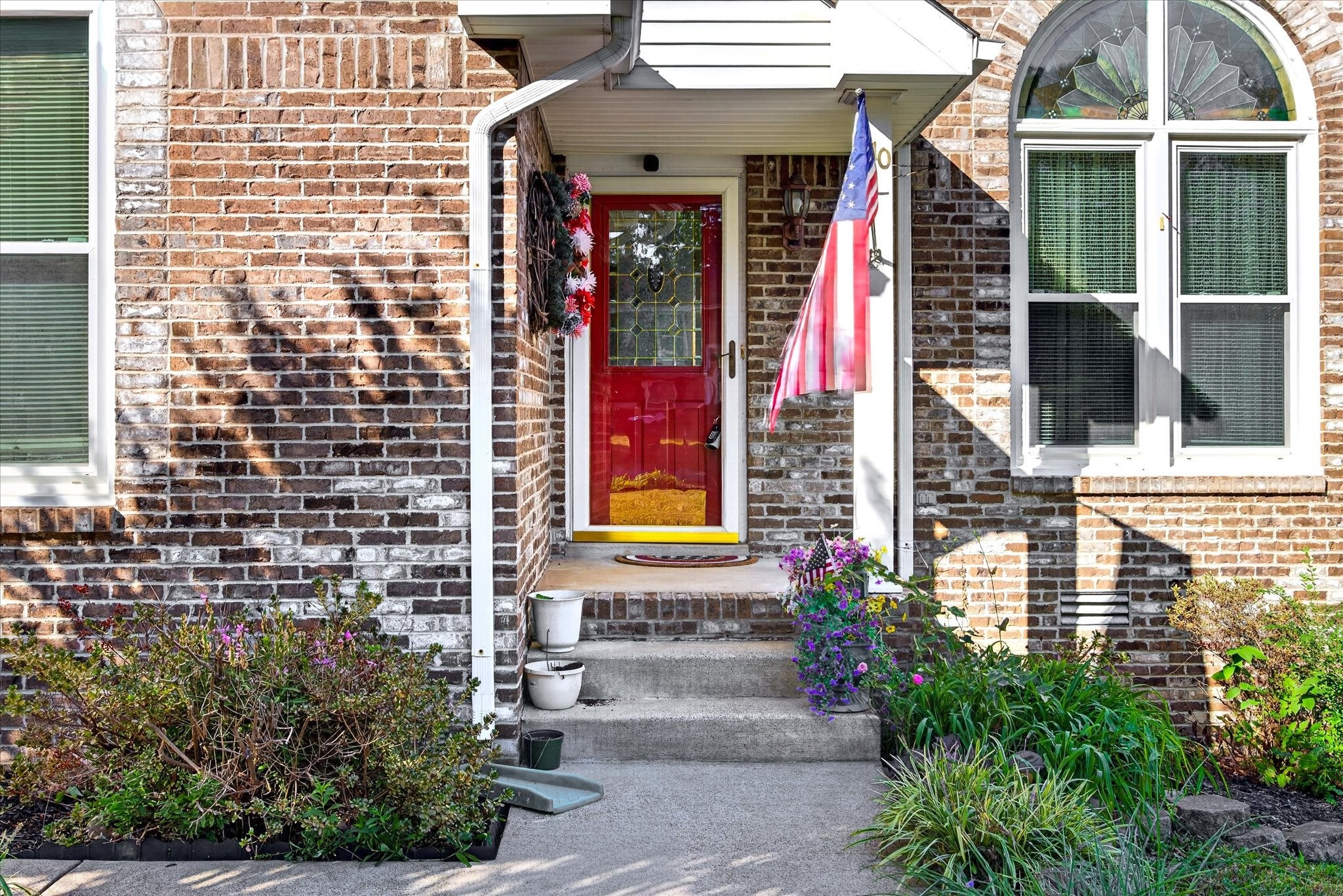 1110 Rosebrook Dr