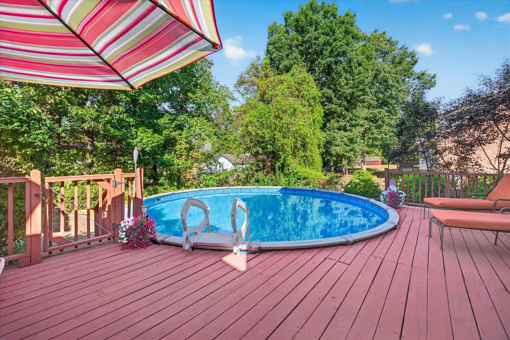 1110 Rosebrook Dr