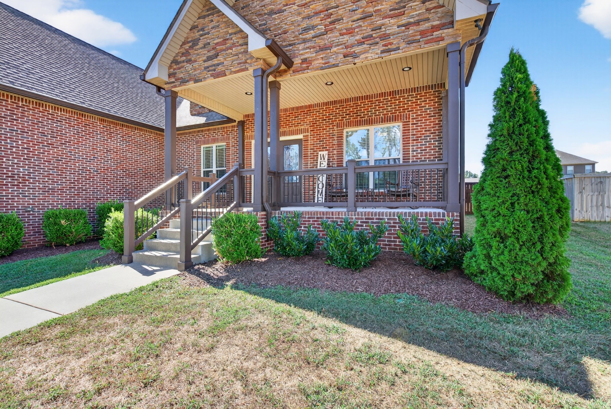 2842 Chatfield Dr