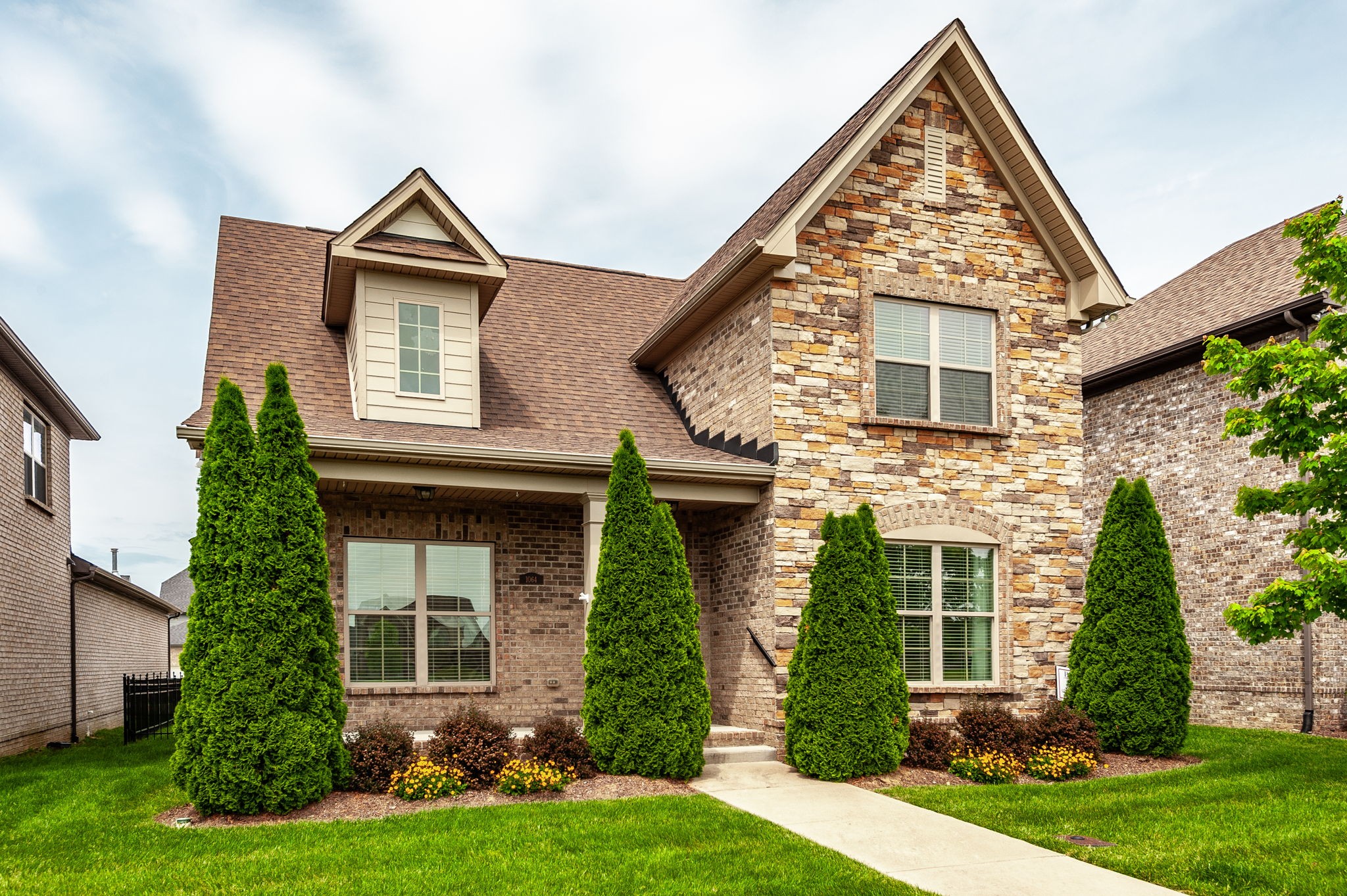 1064 Ambling Way