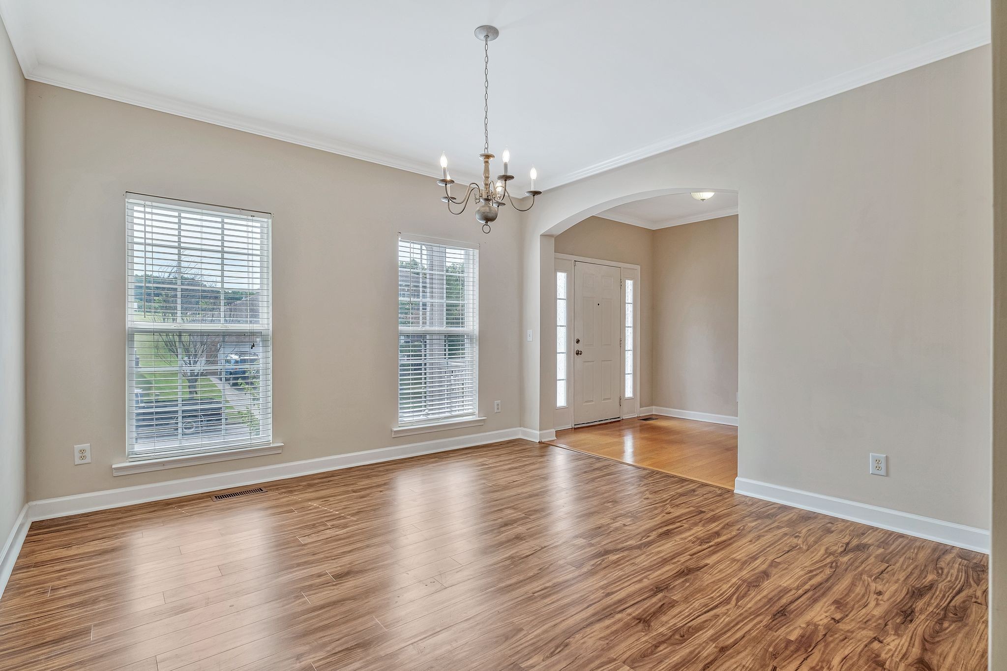 Franklin, Tennessee 37067, United States, 5 Bedrooms Bedrooms, ,3 BathroomsBathrooms,Residential,Active,173492